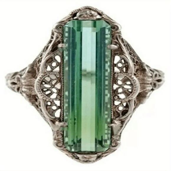Beautiful! Vintage Inspired Ornate Boho Rectangular Green Zircon Ring - Picture 2 of 3